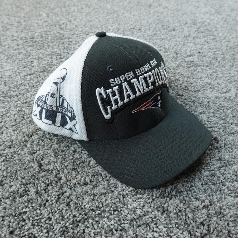 New England Patriots Hat Mens One Size Strap Back Cap Black NFL Football '47